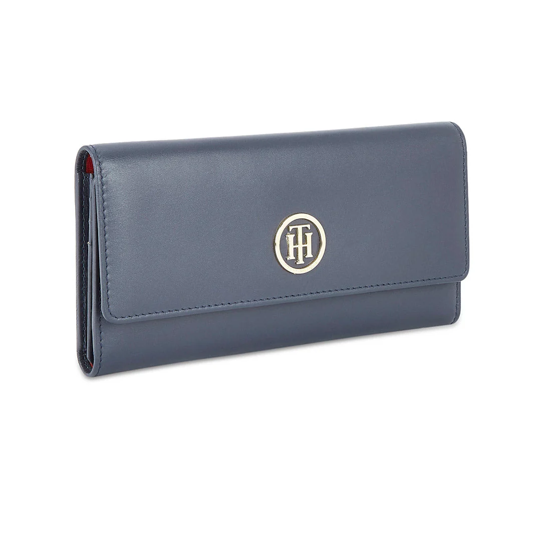 Tommy Hilfiger Layne Women's Leather Wallet - Image 15