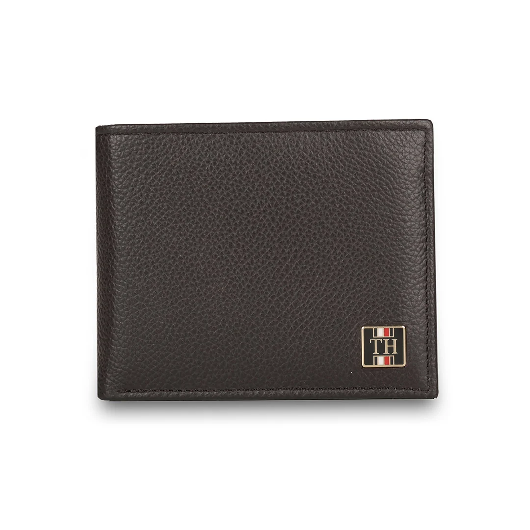 Tommy Hilfiger Cody Men's Leather Passcase Wallet - Image 16