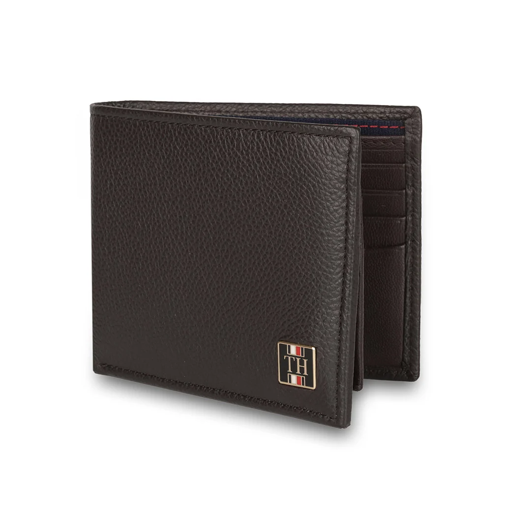 Tommy Hilfiger Cody Men's Leather Passcase Wallet - Image 17