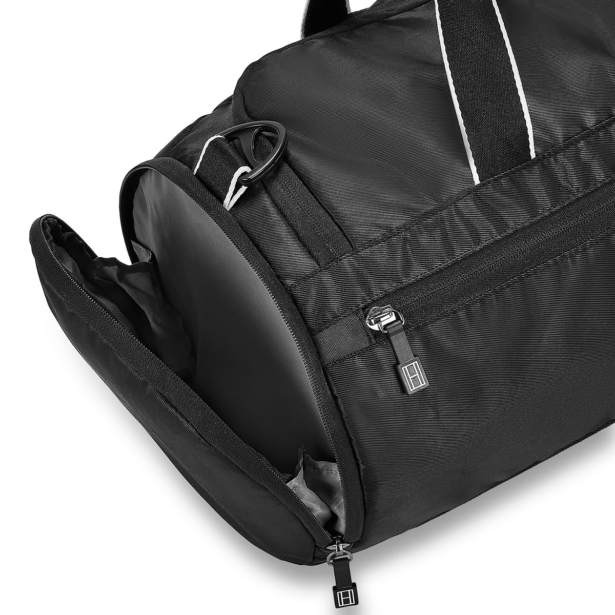 Tommy Hilfiger Declan Unisex Polyester Gym Bag - Image 7