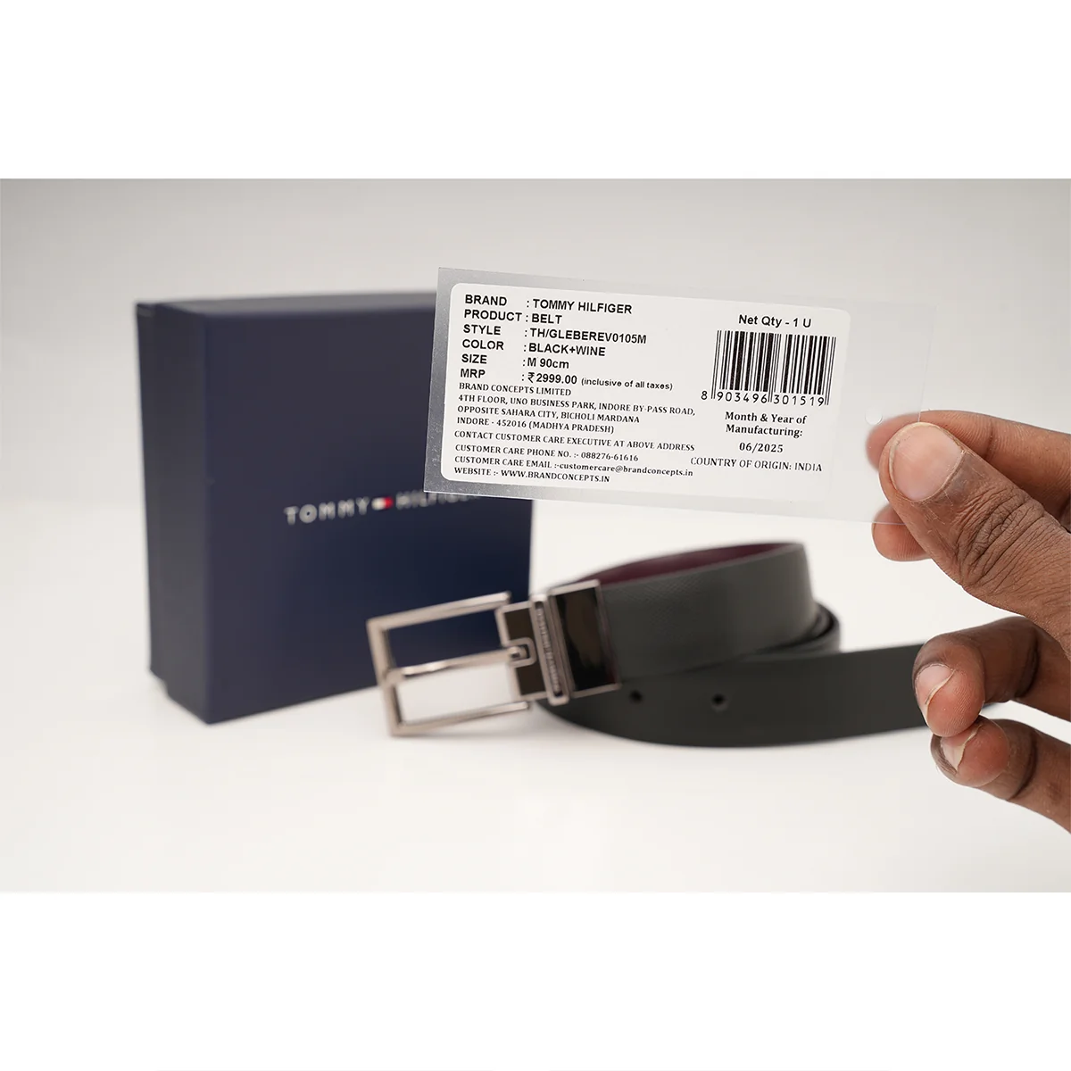 Tommy Hilfiger Glebe Men's Reversible Belt - Image 9