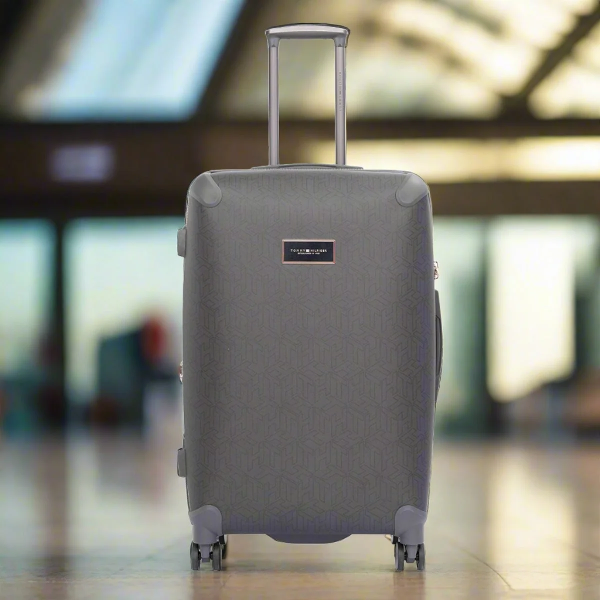 Tommy Hilfiger Jazz Hybrid Luggage - Image 23