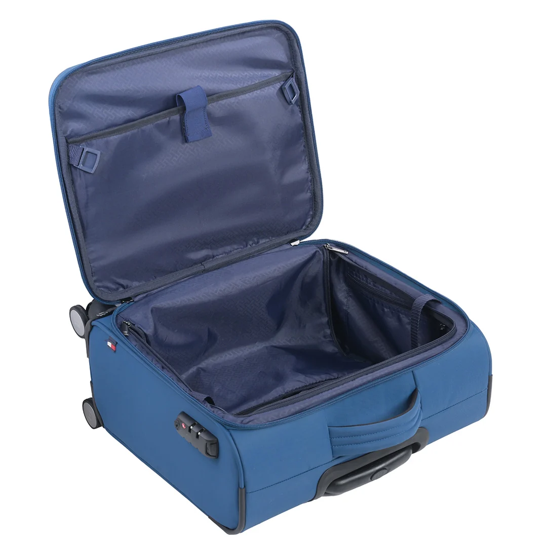 Tommy Hilfiger Kingsville #GoGreen Overnighter Bag - Image 6