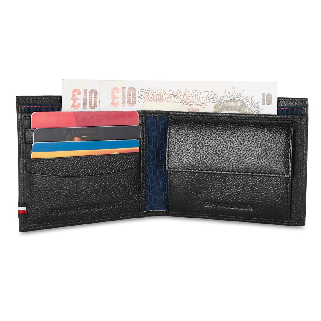 Tommy Hilfiger Scenery Men's Leather Global Coin Wallet - Image 8
