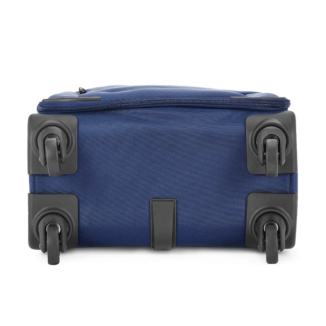 Tommy Hilfiger Seattle Unisex Polyester Soft Luggage - Image 6