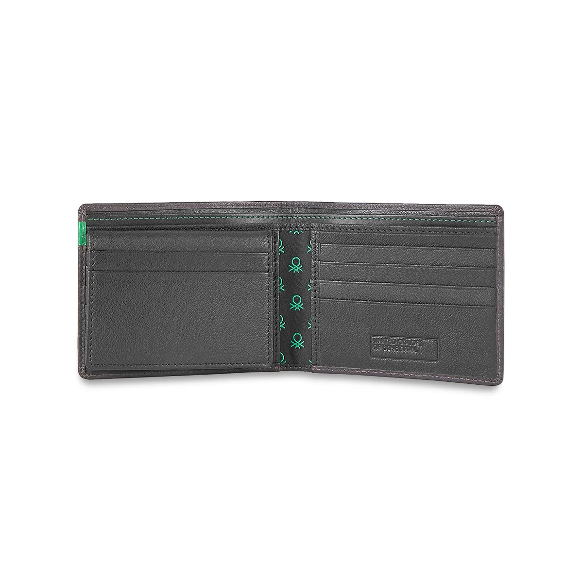 United Colors of Benetton Corvin Men's Leather Passcase Wallet - Image 5