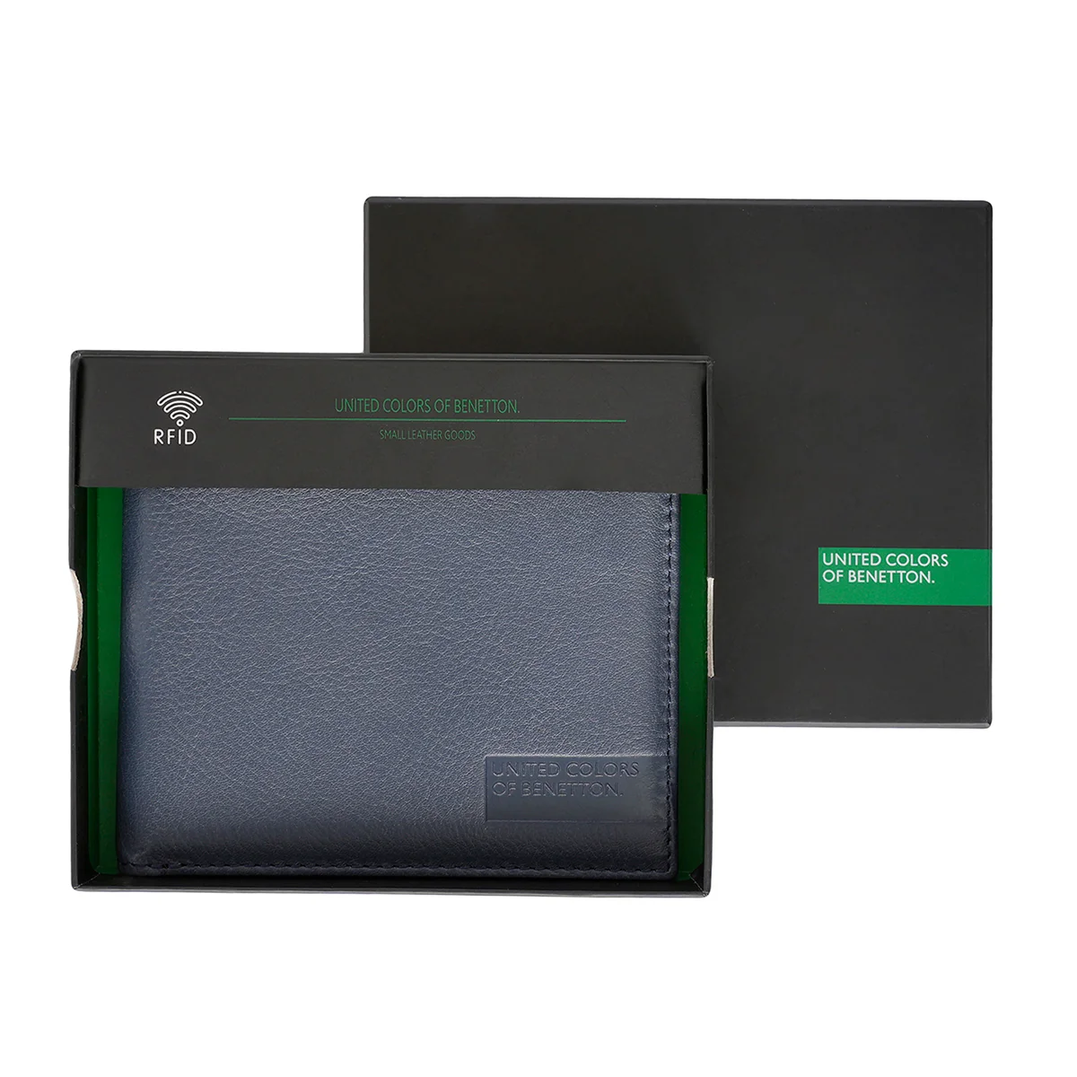 United Colors of Benetton Iver Men's Passcase Wallet - Image 15
