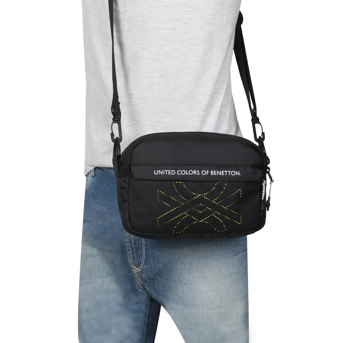 United Colors of Benetton Kyson Crossbody - Image 6